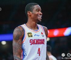 媒体人：上赛季四川男篮外援萨姆纳会成为多队寻求交易的对象