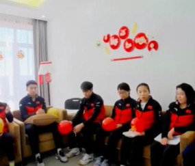 百家乐app下载页-李琰满意速滑队世界杯战果 跨界执教看重团队气氛